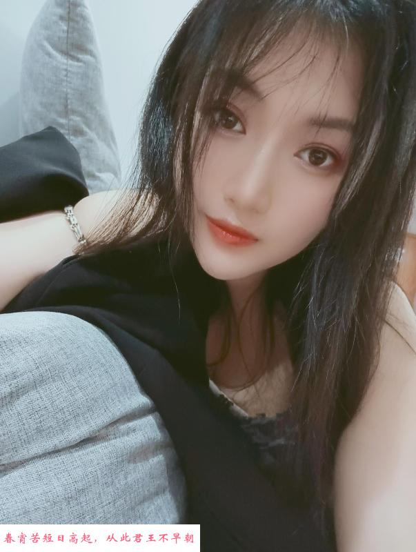 大波少妇盈盈 第1张