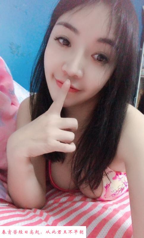 美胸半夏瑜伽小姐姐 第3张
