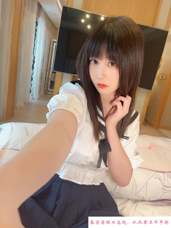 东站小骚货 第4张