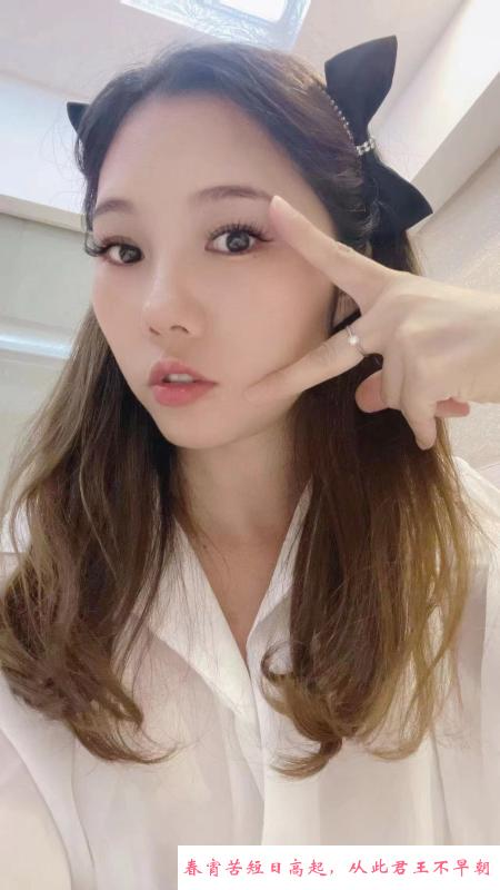 白云服务型小丽 第2张