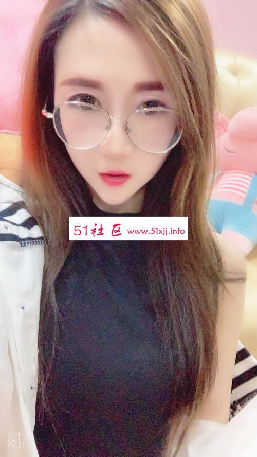推荐个人气高服务好极品嫩妹 第1张