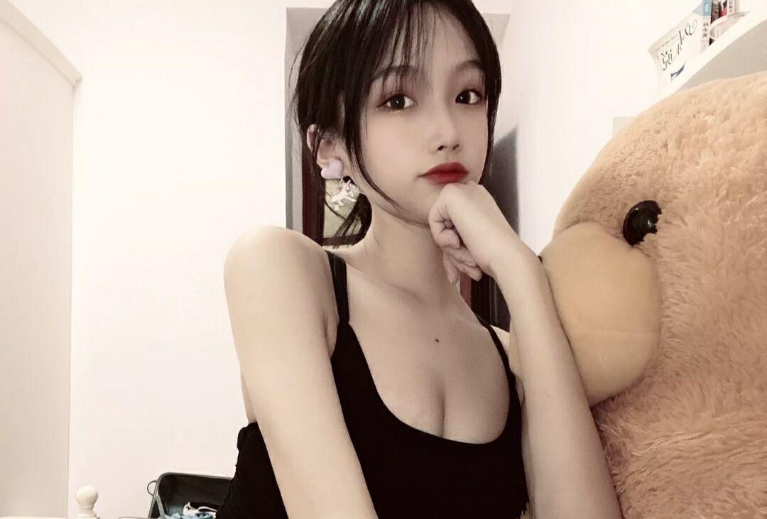 重庆青春靓丽的大三学生妹 第3张