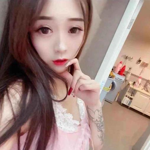 36C大波小甜心 第1张