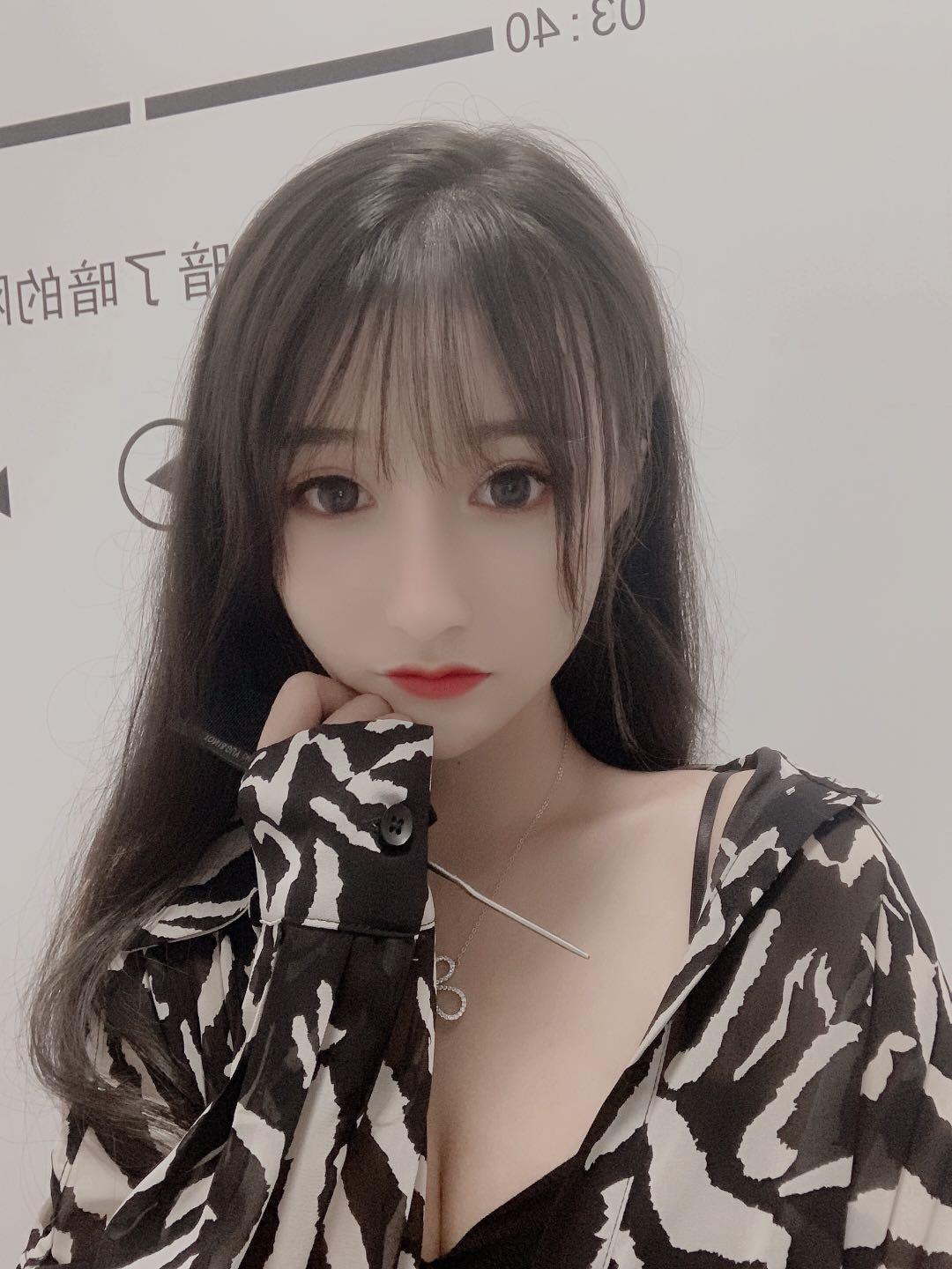 想入菲菲 第1张
