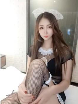 模特兼职的灵儿 第2张