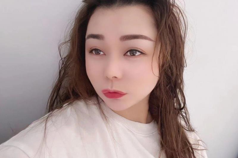 大奶妹妹可kiss 第3张
