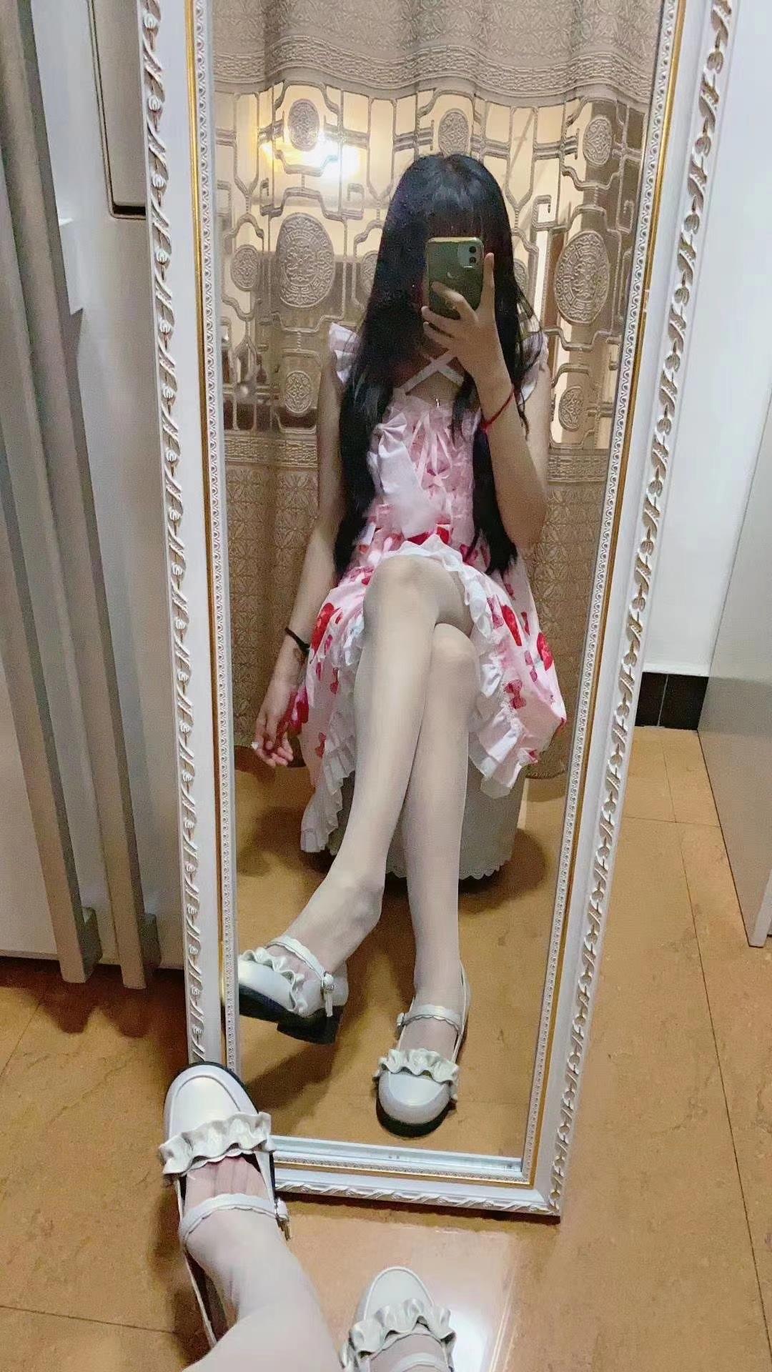 邯郸刚到的嫩妹 第3张
