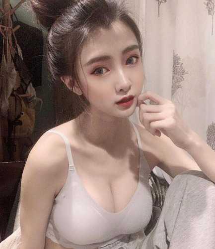 丰台区妹妹粉嫩活好水多服务棒鲍鱼喷水可三通 第1张