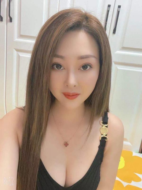 沈阳南市场新人妹子 第2张