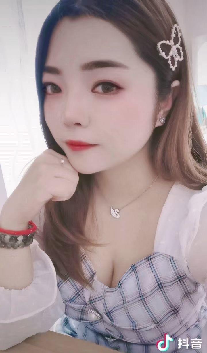 瑞安街小姐姐 第1张