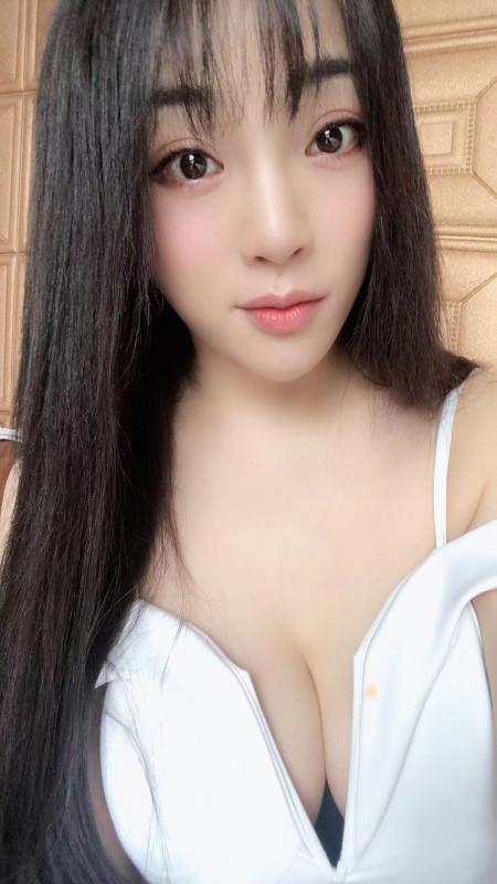 布吉街馒头逼 第1张