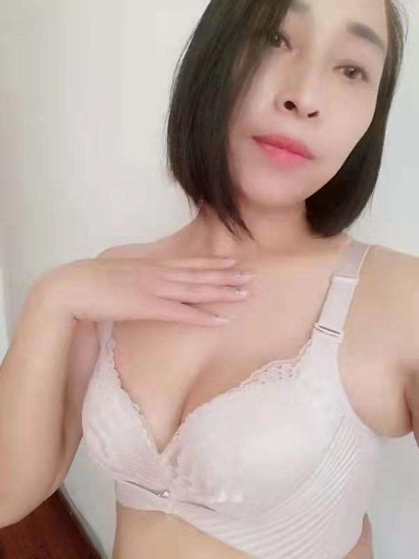 性价比熟妇体验爽记 第1张