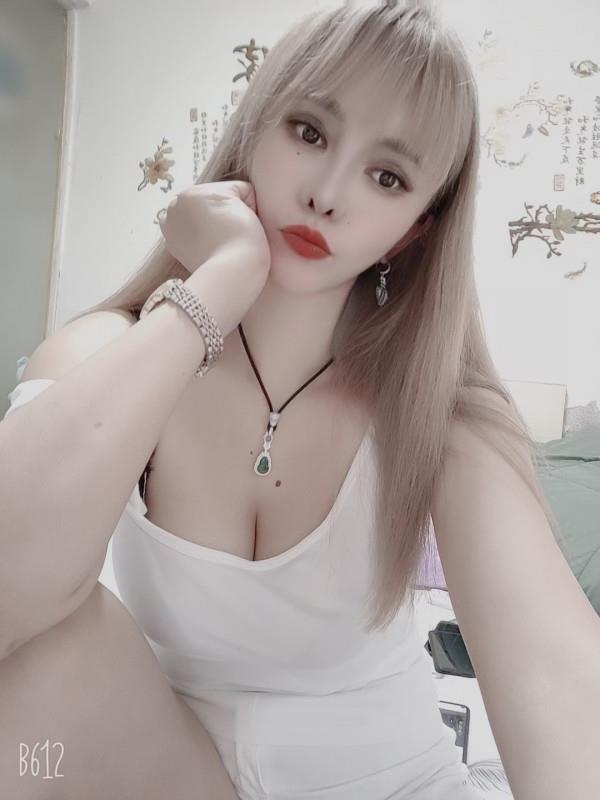东北熊妹子 第1张