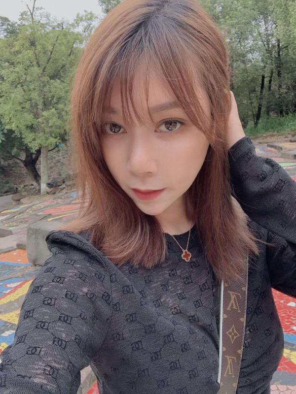 拱北气质漂亮小姐姐 第1张
