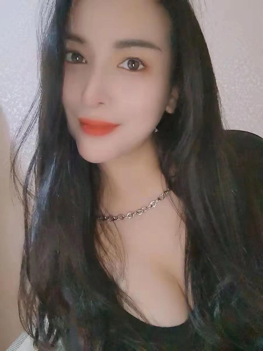 蜀山区温柔少妇 第1张