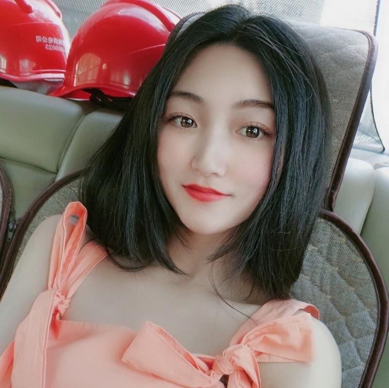郫县龙城国际嫩妹灵儿 第2张