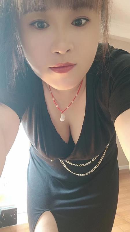 滨江可wt少妇 第2张