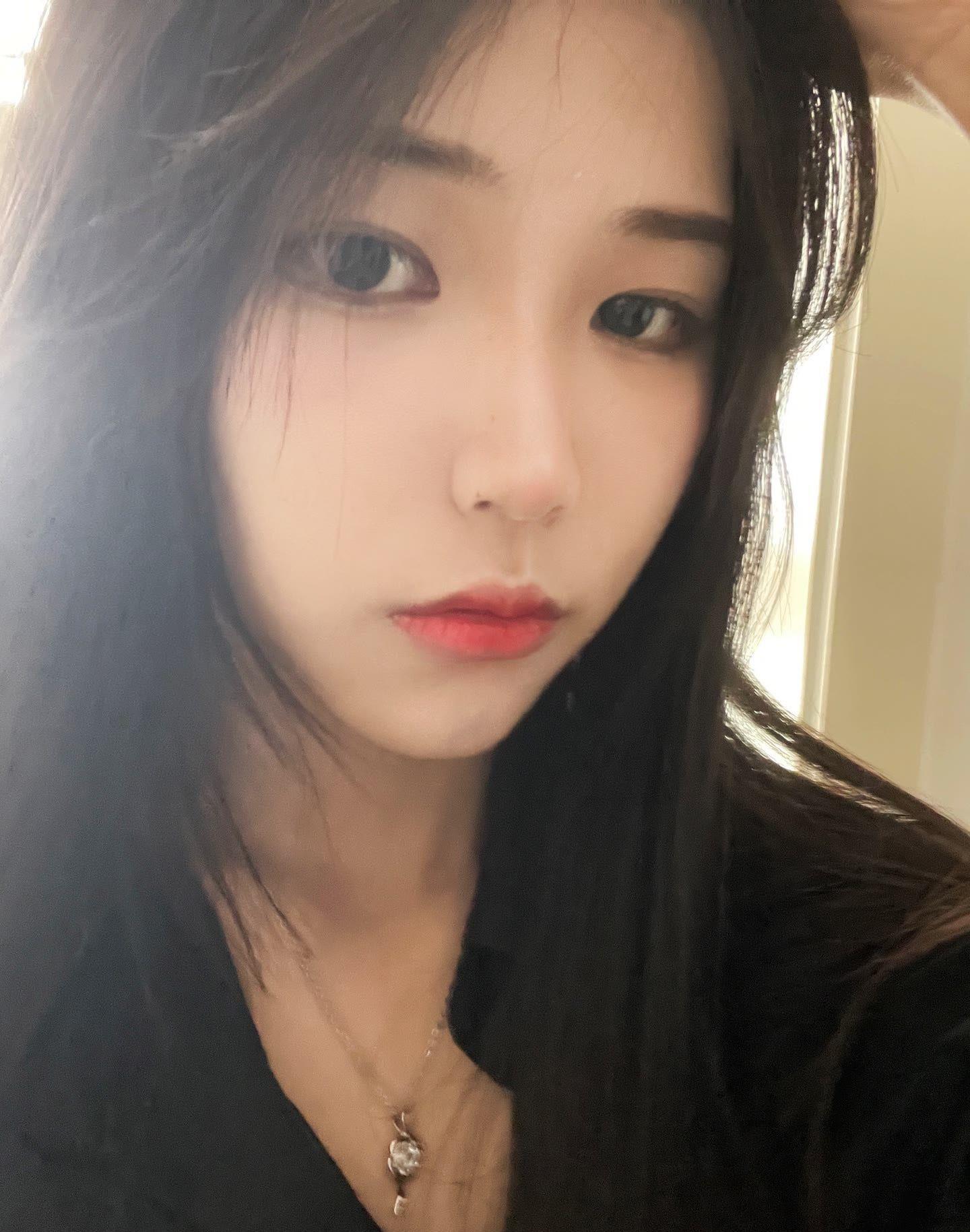 青羊一个颜值长腿妹子，喜欢玩腿的喜欢服务的可以去 第1张