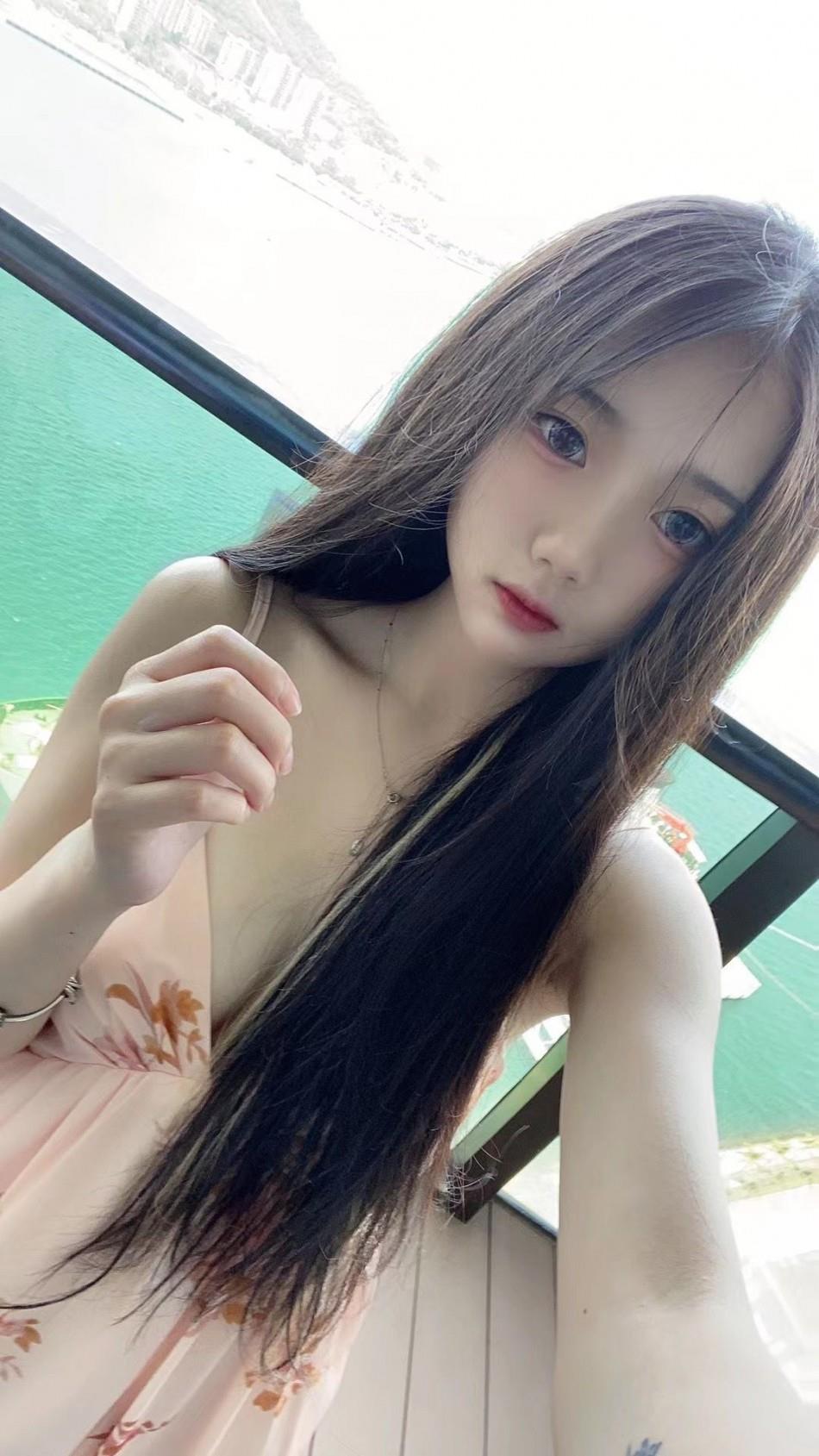 慢摇吧偶遇记，黑丝小妹 第1张