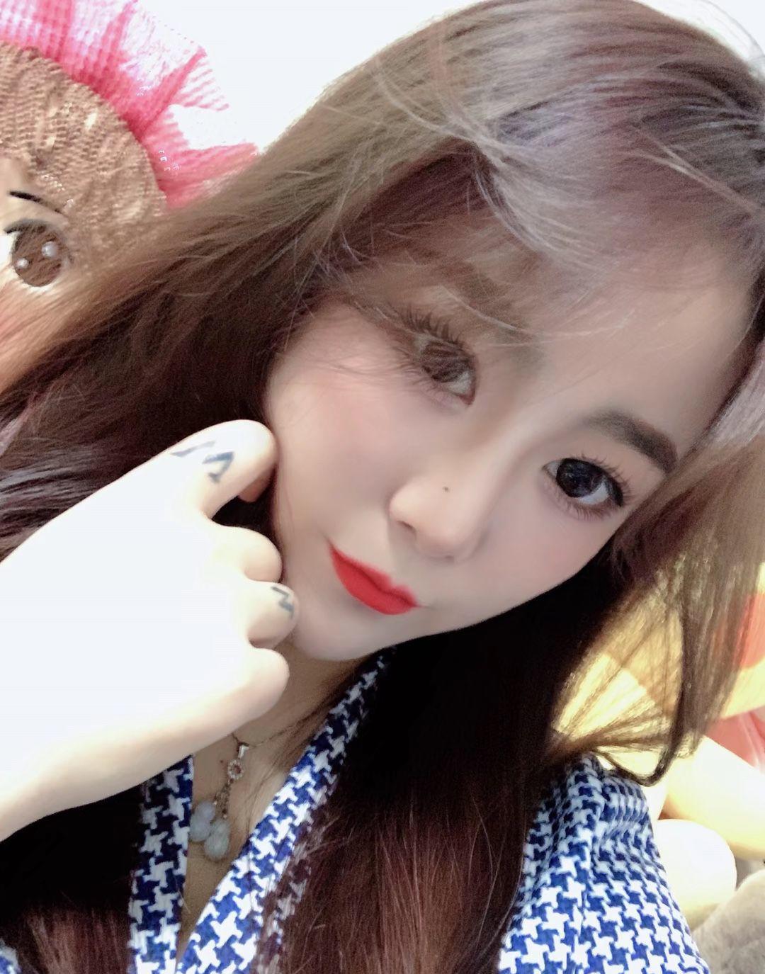 历下区长腿丝袜妹子，服务温柔热情 第1张