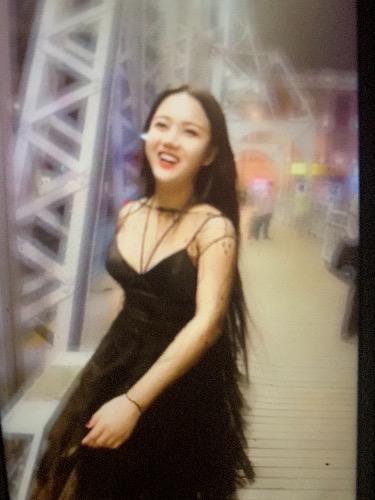 ts另类刺激，和小女孩一起双飞 第2张