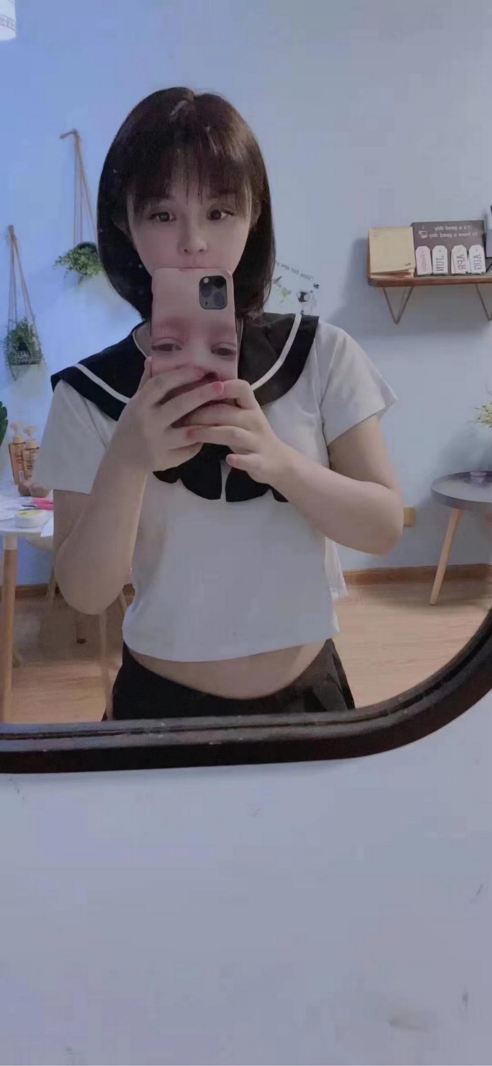 3P小萝莉，很开心 第1张