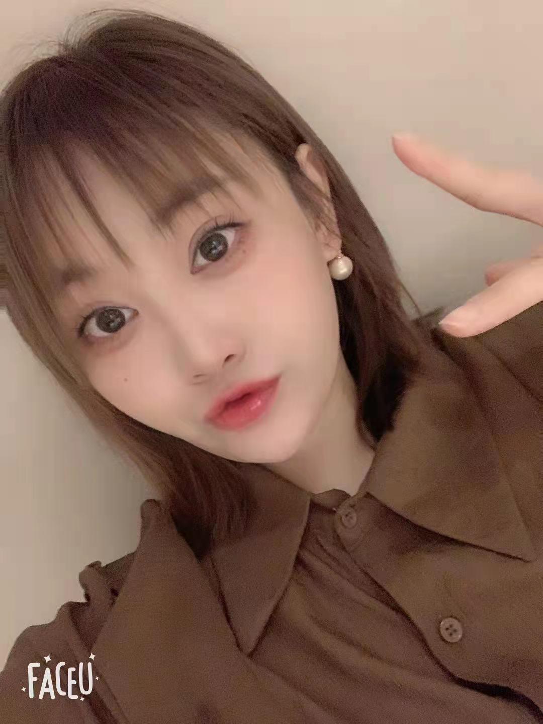 多次光顾的一个特别会吸的妞 第3张