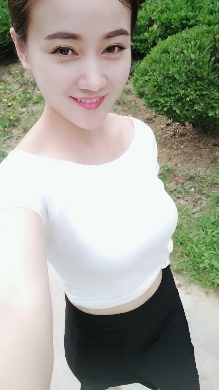 难忘的高颜值妹子，玩过的楼凤颜值最高的妹子 第2张
