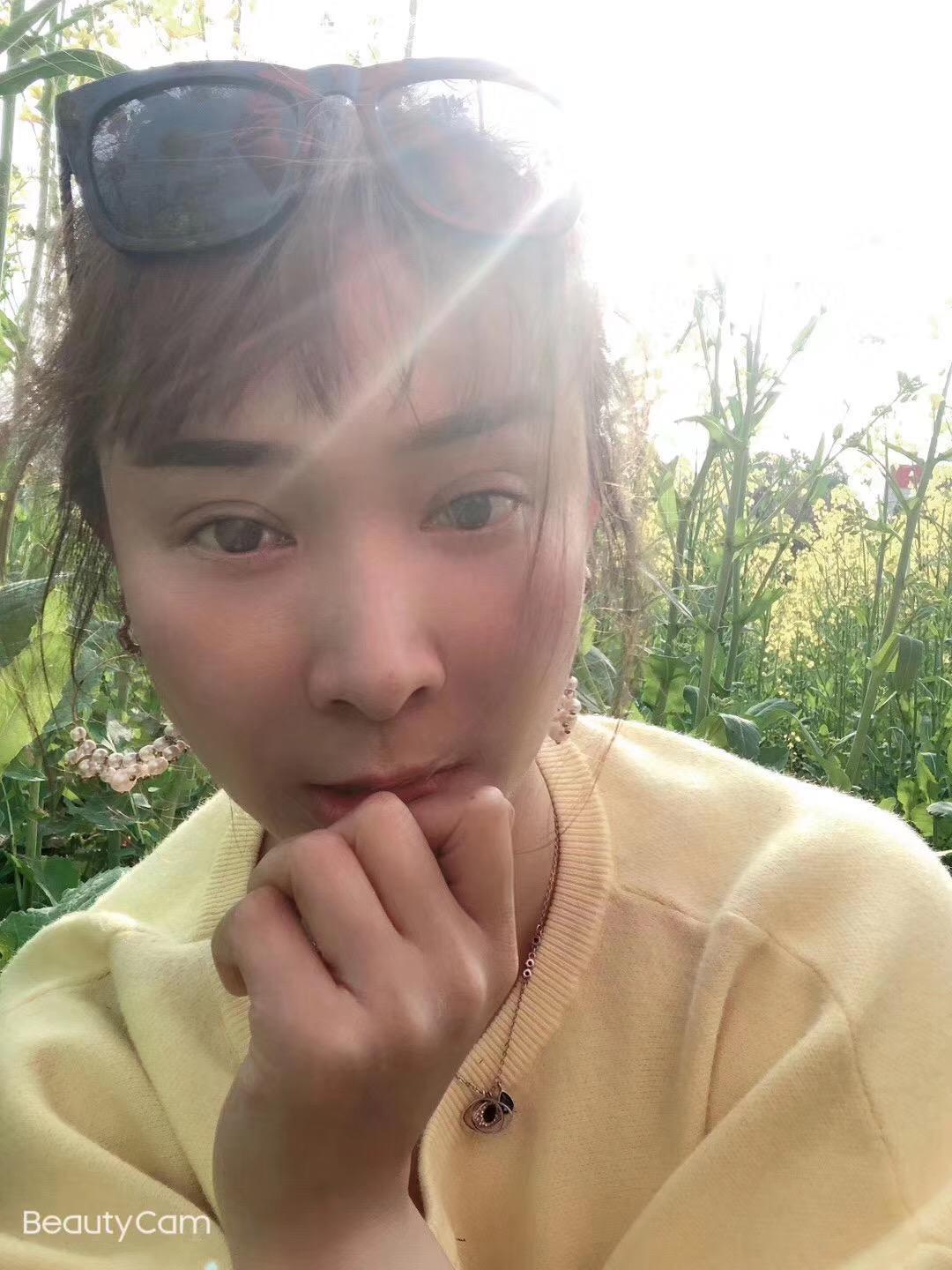雨花区态度好的气质兼职MM可制服哟 第2张