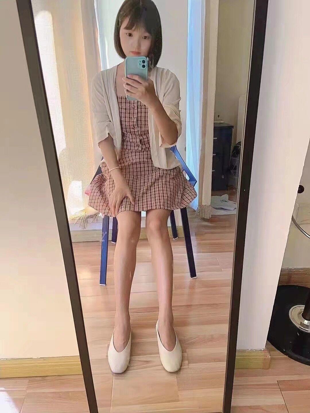望京嫩妹乖乖，清纯真实，为我深度深喉，配合度杠杠的 第3张
