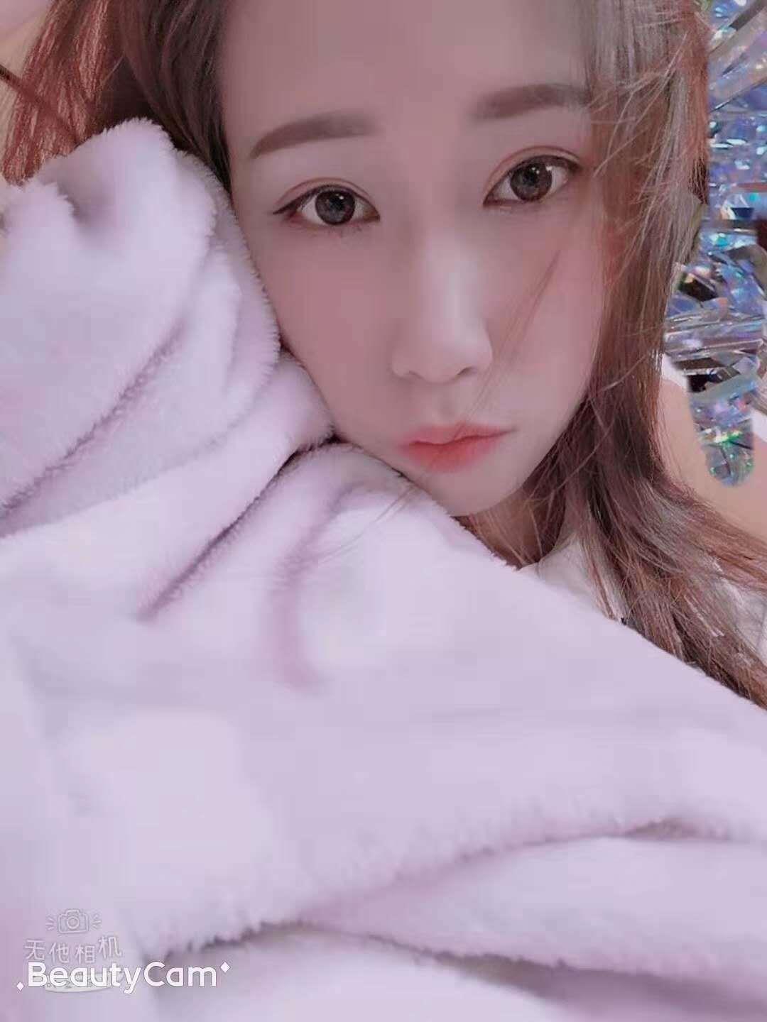 白云嘉禾望岗，温柔美腿小美女多次反食 第1张