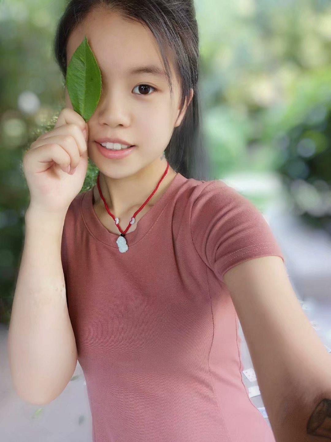 160娇小妹子接受任何抽插方式 第1张