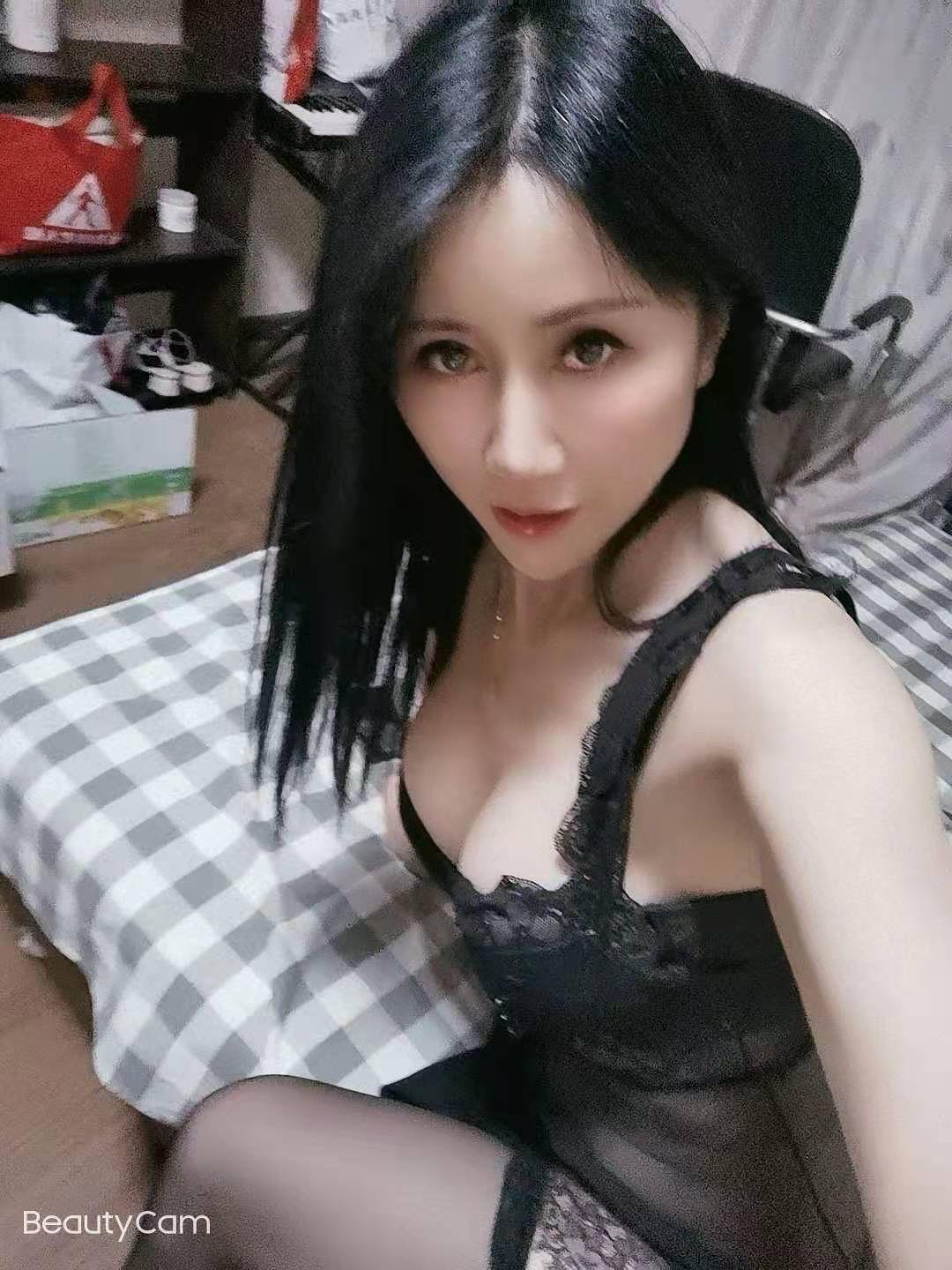 青年路香迷色人的华华噢 第1张